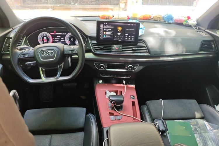 Used Audi Q5L Sportback 2021 40 TFSI Luxury Edition Center Console