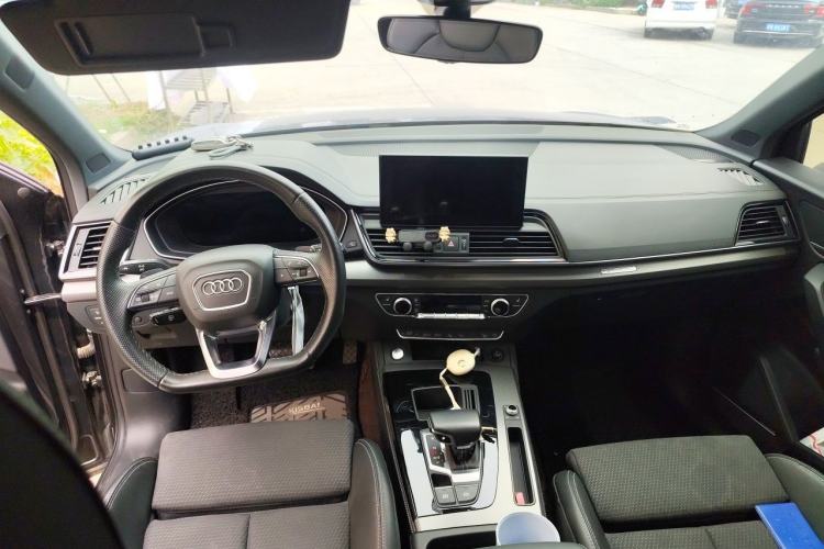 Used Audi Q5L Sportback 2021 45 TFSI Luxury Edition Center Console