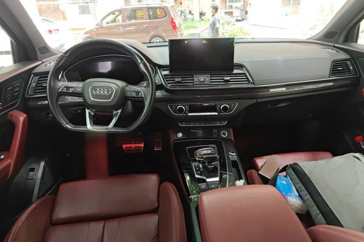 Used Audi Q5L Sportback 2021 40 TFSI Enjoy Life Edition Center Console