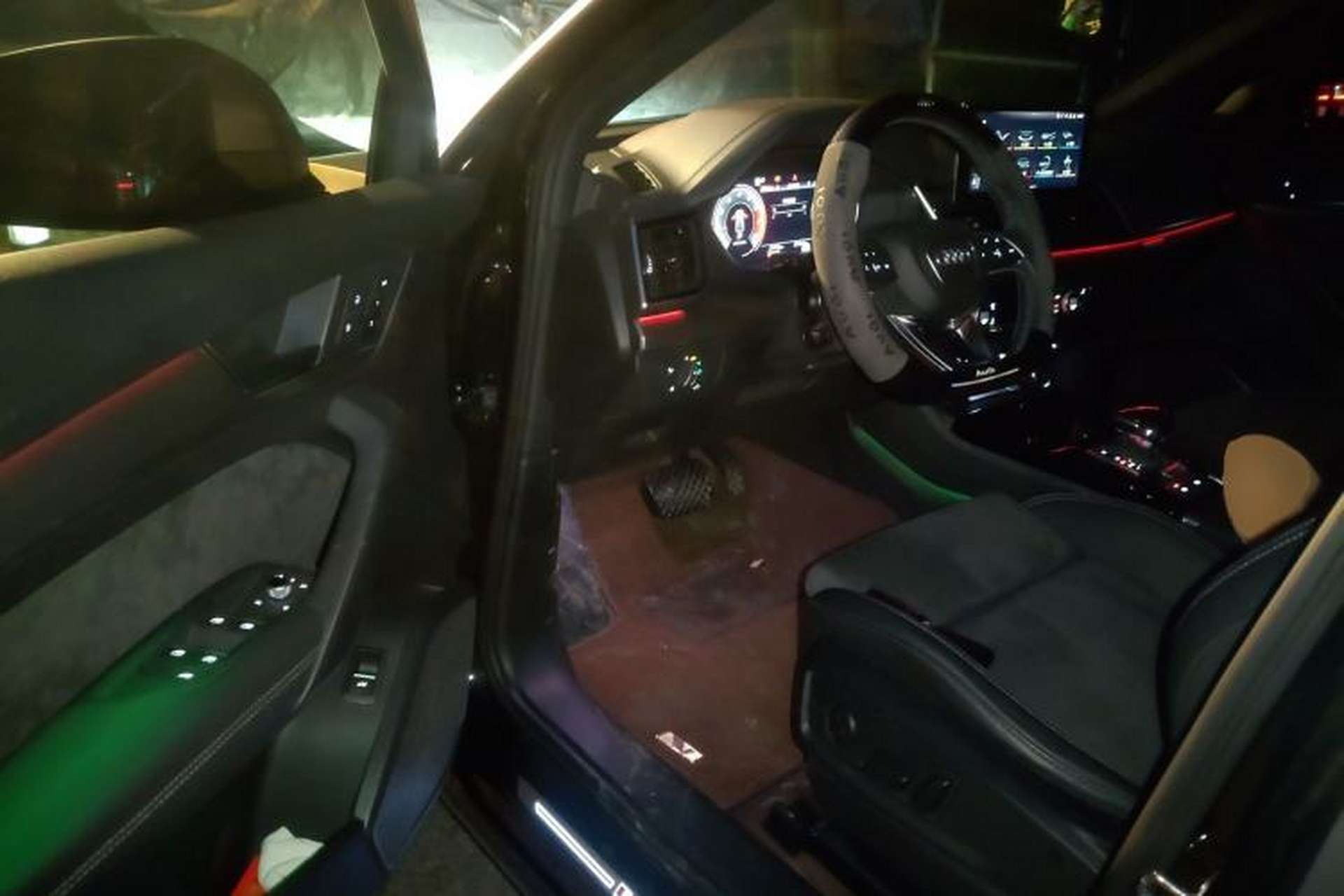 Used Audi Q5L Sportback 2021 40 TFSI Luxury Edition Driver Seat