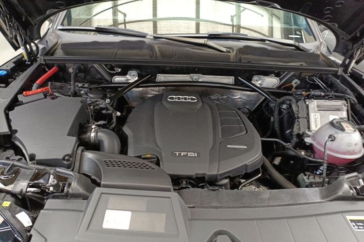 Used Audi Q5L Sportback 2021 40 TFSI Enjoy Life Edition Engine Bay