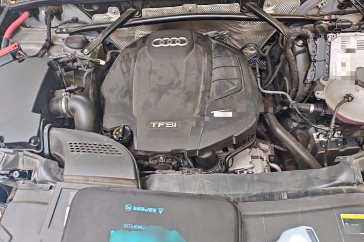 Used Audi Q5L Sportback 2021 40 TFSI Luxury Edition Engine Bay