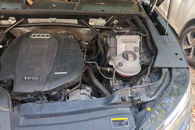 Used Audi Q5L Sportback 2021 40 TFSI Luxury Edition Engine Bay Left