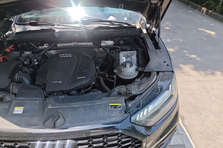 Used Audi Q5L Sportback 2021 45 TFSI Luxury Edition Engine Bay Left