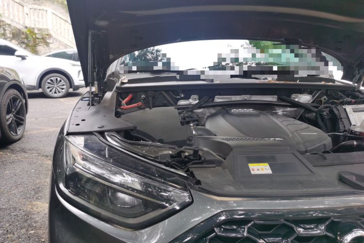 Used Audi Q5L Sportback 2021 40 TFSI Enjoy Life Edition Engine Bay Right