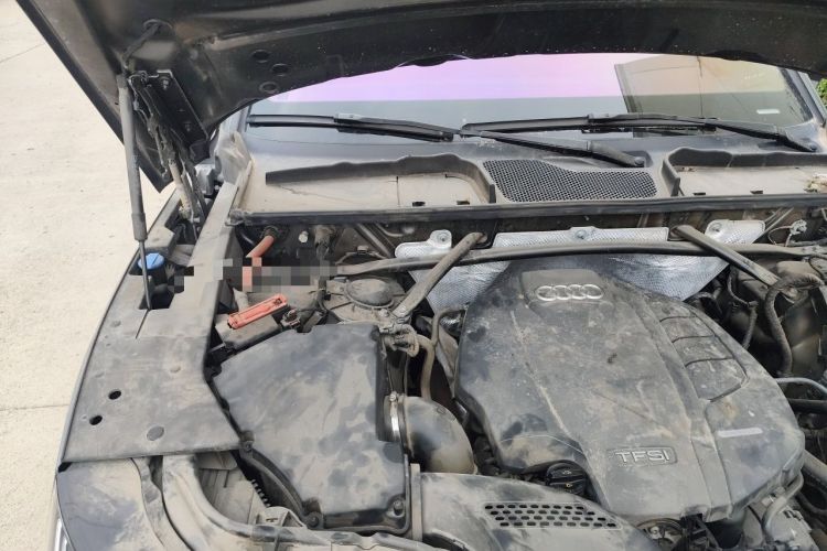 Used Audi Q5L Sportback 2021 45 TFSI Luxury Edition Engine Bay Right