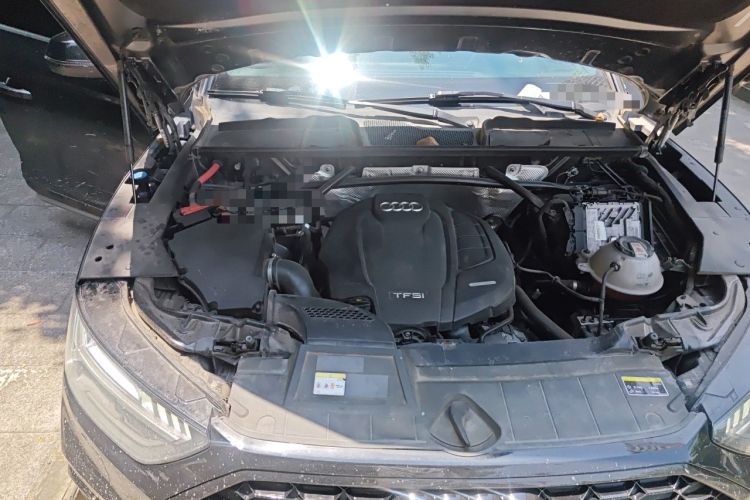 Used Audi Q5L Sportback 2021 45 TFSI Luxury Edition Engine Bay Right