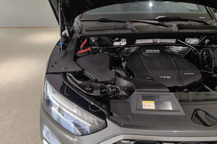 Used Audi Q5L Sportback 2021 45 TFSI Luxury Edition Engine Bay Right