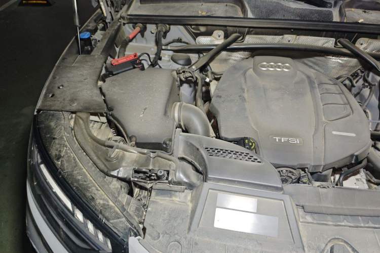 Used Audi Q5L Sportback 2021 45 TFSI Luxury Edition Engine Bay Right