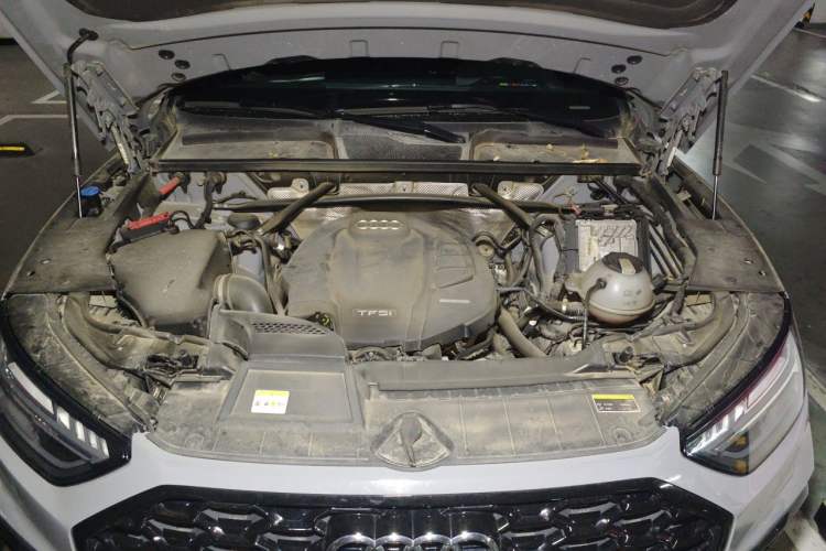 Used Audi Q5L Sportback 2021 45 TFSI Luxury Edition Engine Bay