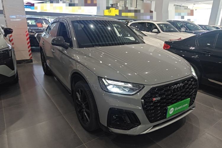 Used Audi Q5L Sportback 2021 40 TFSI Launch Special Edition Front Right 45 Deg