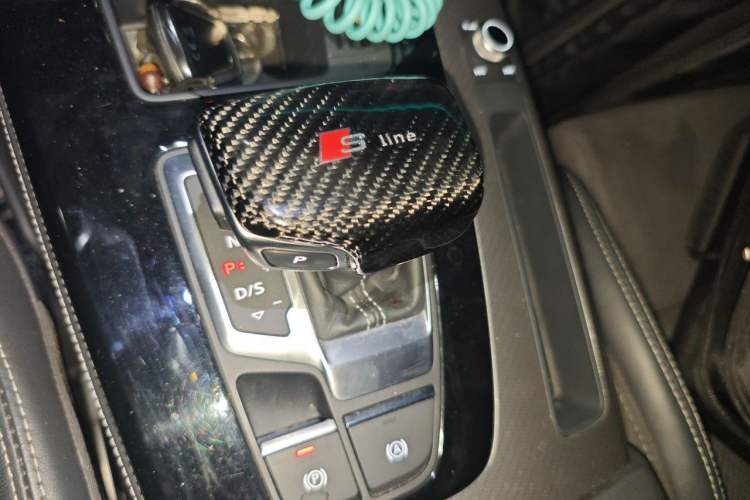 Used Audi Q5L Sportback 2021 45 TFSI Luxury Edition Gear Lever