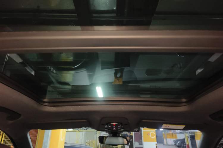 Used Audi Q5L Sportback 2021 40 TFSI Luxury Edition Headliner
