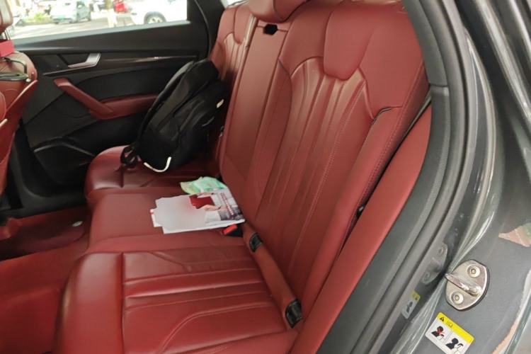 Used Audi Q5L Sportback 2021 40 TFSI Enjoy Life Edition Left Rear Seat
