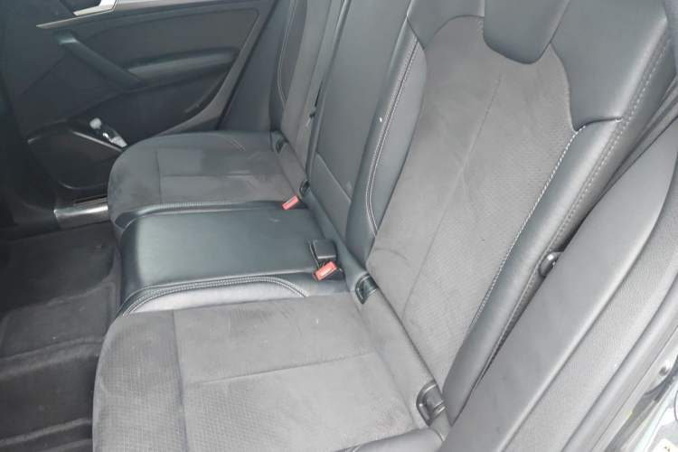 Used Audi Q5L Sportback 2021 40 TFSI Luxury Edition Left Rear Seat