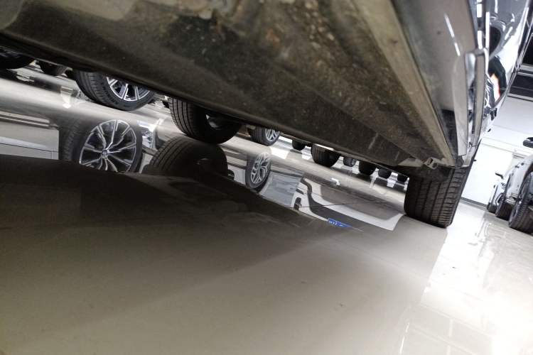 Used Audi Q5L Sportback 2021 40 TFSI Enjoy Life Edition Left Side Sill