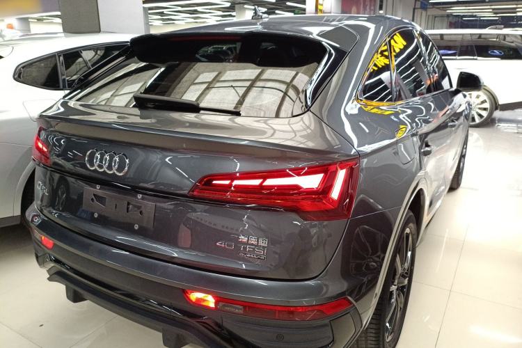 Used Audi Q5L Sportback 2021 40 TFSI Enjoy Life Edition Rear Right 45 Deg