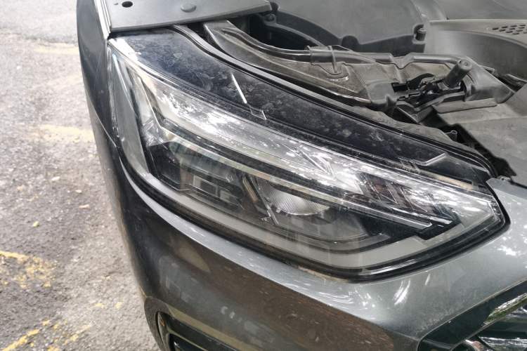 Used Audi Q5L Sportback 2021 40 TFSI Enjoy Life Edition Right Front Headlight