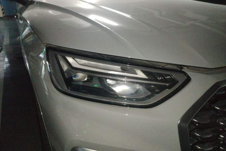 Used Audi Q5L Sportback 2021 40 TFSI Fashion Model Right Front Headlight