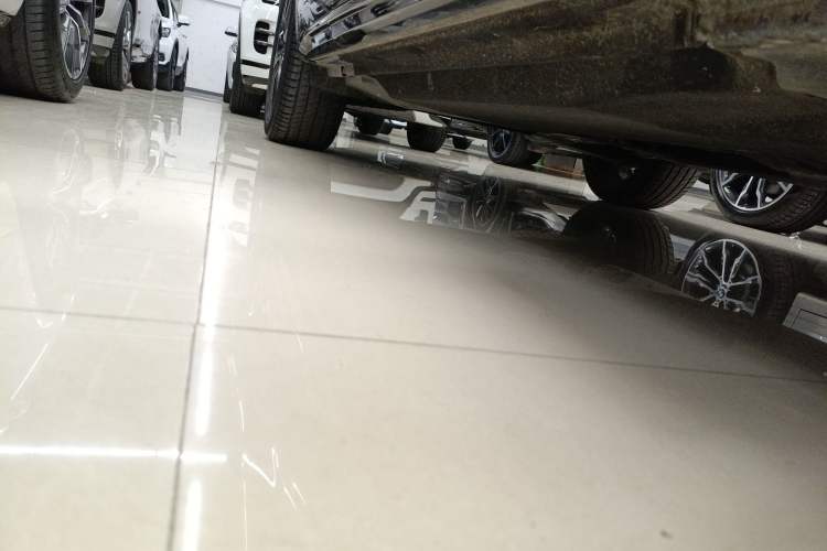Used Audi Q5L Sportback 2021 40 TFSI Enjoy Life Edition Right Side Sill