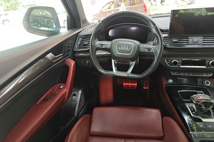 Used Audi Q5L Sportback 2021 40 TFSI Enjoy Life Edition Steering Wheel
