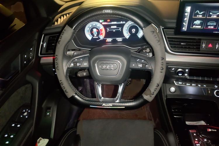 Used Audi Q5L Sportback 2021 40 TFSI Luxury Edition Steering Wheel