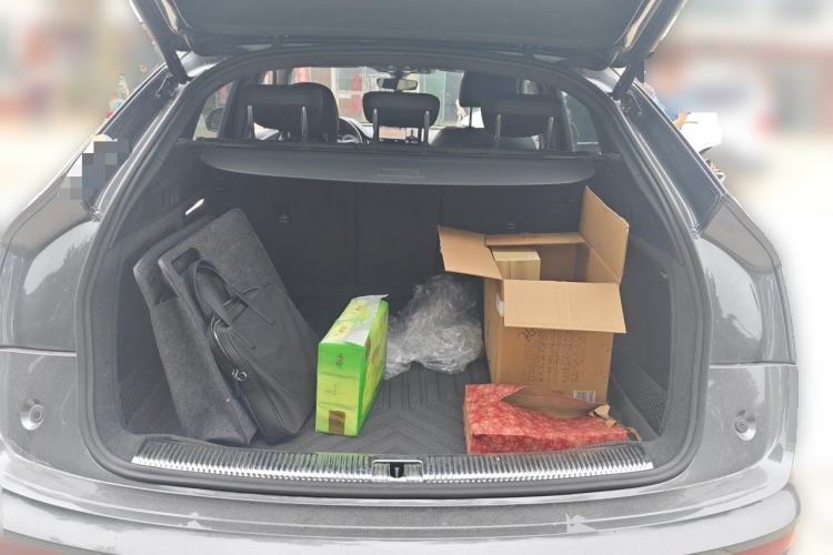 Used Audi Q5L Sportback 2021 40 TFSI Luxury Edition Trunk
