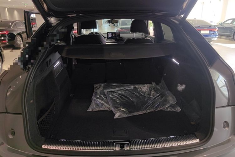 Used Audi Q5L Sportback 2021 45 TFSI Luxury Edition Trunk