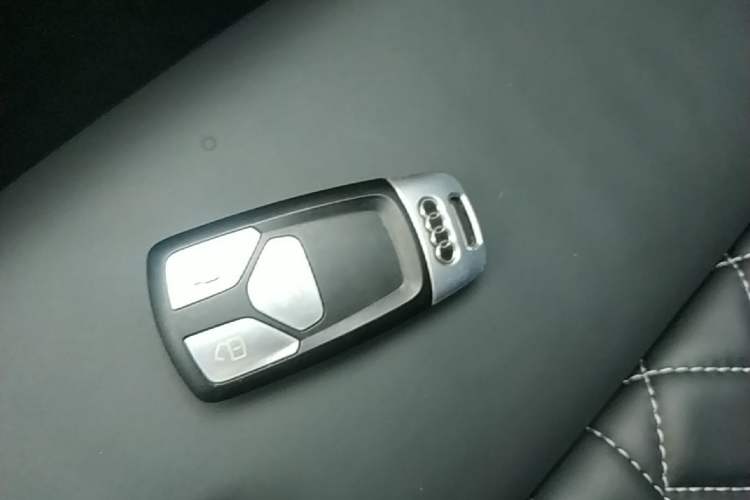Used Audi Q5L Sportback 2021 45 TFSI Prestige Edition Vehicle Key