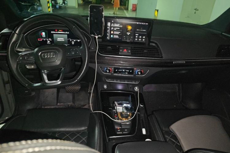 Used Audi Q5L Sportback 2021 40 TFSI Fashion Model Center Console