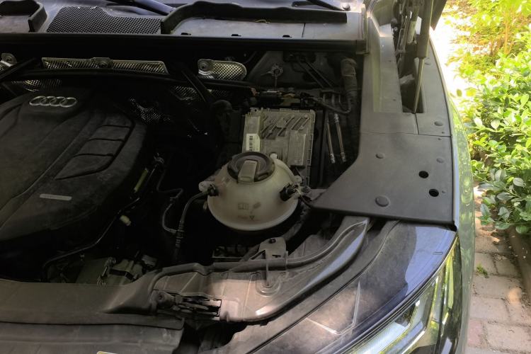 Used Audi Q5L Sportback 2021 45 TFSI Prestige Edition Engine Bay Left