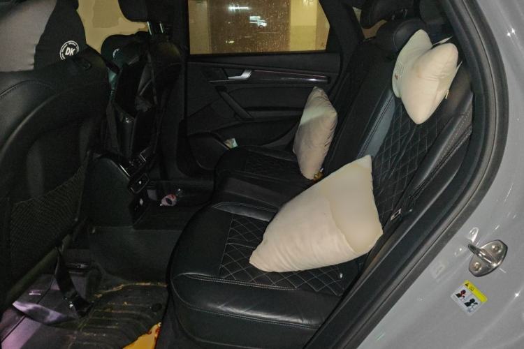 Used Audi Q5L Sportback 2021 40 TFSI Fashion Model Left Rear Seat
