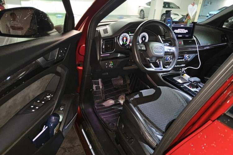 Used Audi Q5L Sportback 2021 45 TFSI Luxury Edition Driver Seat