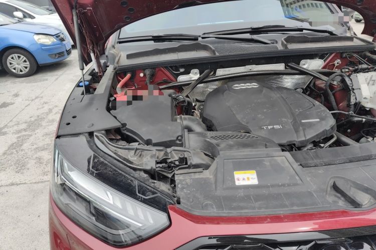 Used Audi Q5L Sportback 2021 45 TFSI Luxury Edition Engine Bay Right