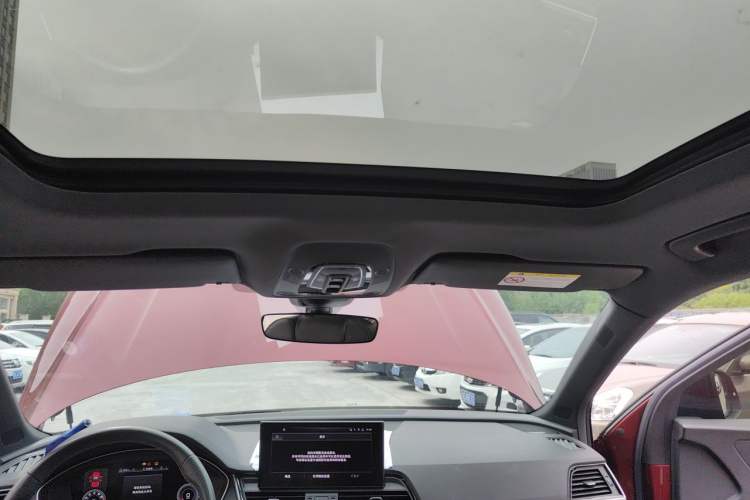 Used Audi Q5L Sportback 2021 45 TFSI Luxury Edition Headliner