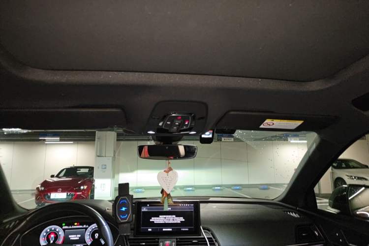 Used Audi Q5L Sportback 2021 45 TFSI Luxury Edition Headliner