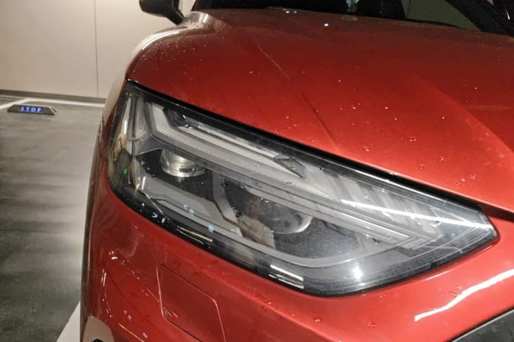 Used Audi Q5L Sportback 2021 45 TFSI Luxury Edition Right Front Headlight
