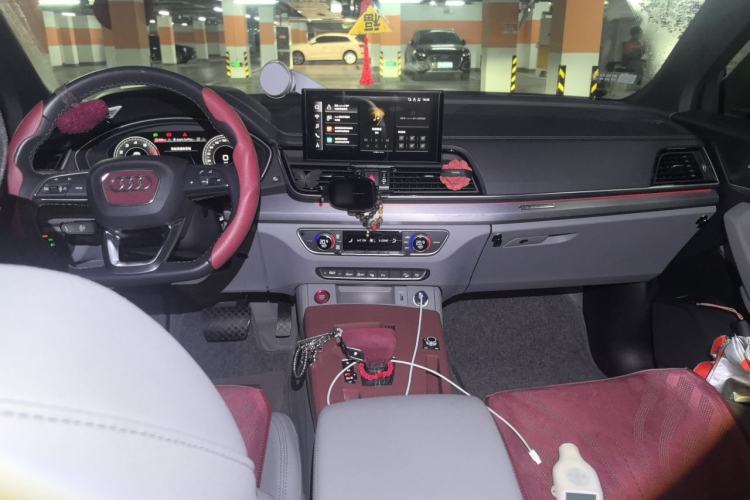 Used Audi Q5L Sportback 2021 40 TFSI Fashion Model Center Console