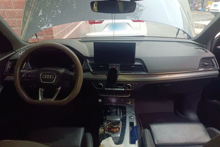 Used Audi Q5L Sportback 2021 40 TFSI Fashion Model Center Console