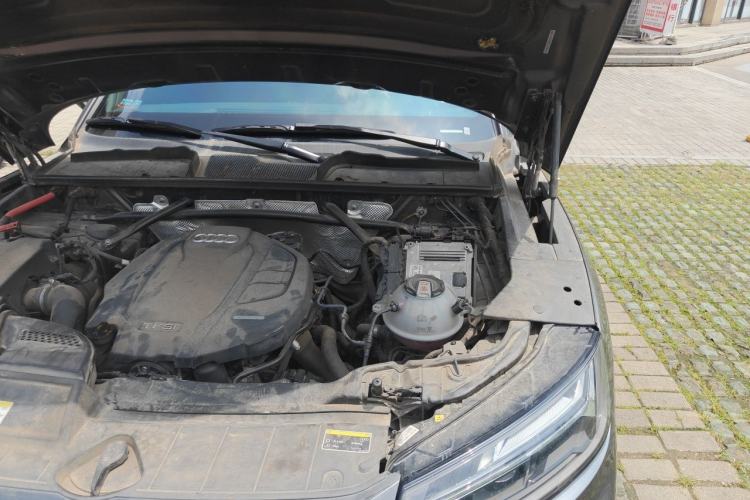Used Audi Q5L Sportback 2021 40 TFSI Enjoy Life Edition Engine Bay Left