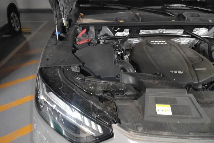 Used Audi Q5L Sportback 2021 45 TFSI Luxury Edition Engine Bay Right