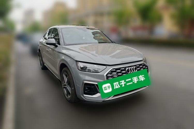Used Audi Q5L Sportback 2021 40 TFSI Fashion Model Front Right 45 Deg