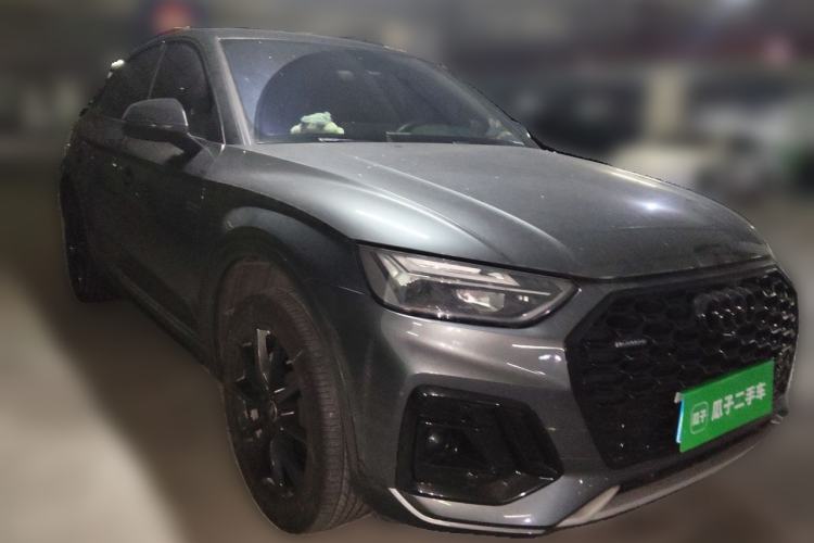 Used Audi Q5L Sportback 2021 40 TFSI Enjoy Life Edition Front Right 45 Deg