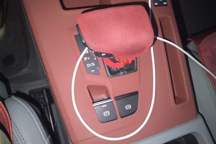 Used Audi Q5L Sportback 2021 40 TFSI Fashion Model Gear Lever