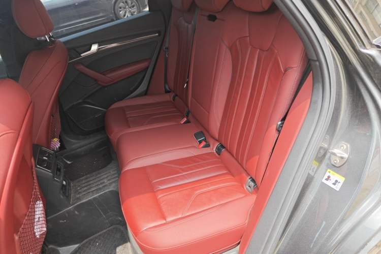 Used Audi Q5L Sportback 2021 40 TFSI Enjoy Life Edition Left Rear Seat