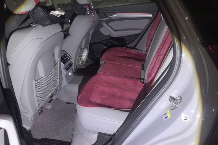 Used Audi Q5L Sportback 2021 40 TFSI Fashion Model Left Rear Seat