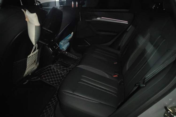 Used Audi Q5L Sportback 2021 45 TFSI Luxury Edition Left Rear Seat