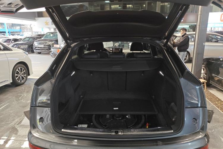 Used Audi Q5L Sportback 2021 45 TFSI Luxury Edition Trunk
