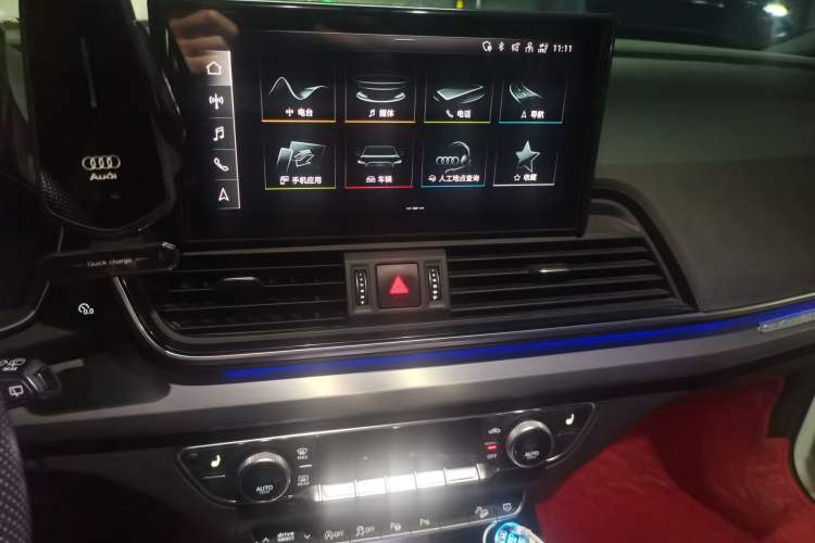 Used Audi Q5L Sportback 2021 40 TFSI Fashion Model Audio And AC Panel