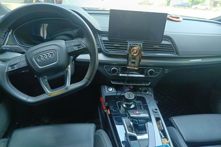 Used Audi Q5L Sportback 2021 40 TFSI Fashion Model Center Console